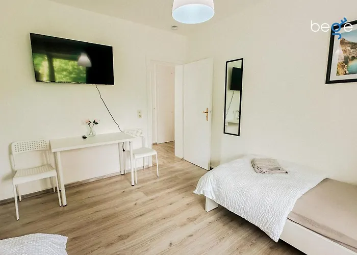 Bege Staywell * ドゥイスブルグ